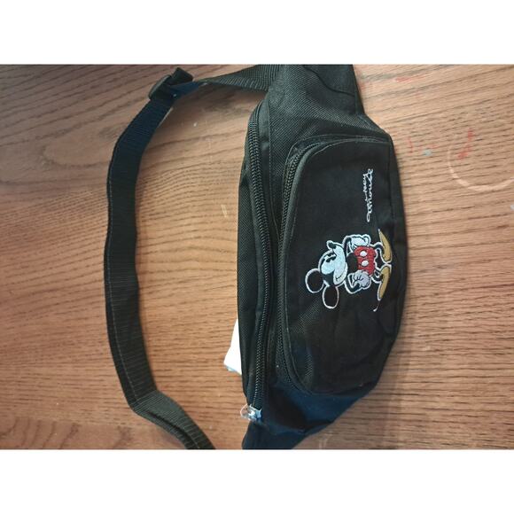 Mickey mouse fanny pack - Picture 4 of 5